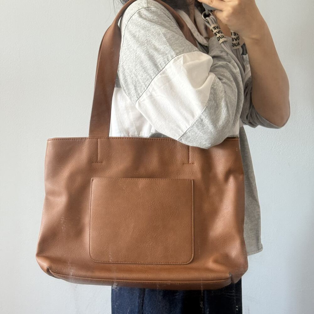 Universal Thread Brown Tote Bag Purse Shoulder Handbag Faux Leather Zip 16”x12”
